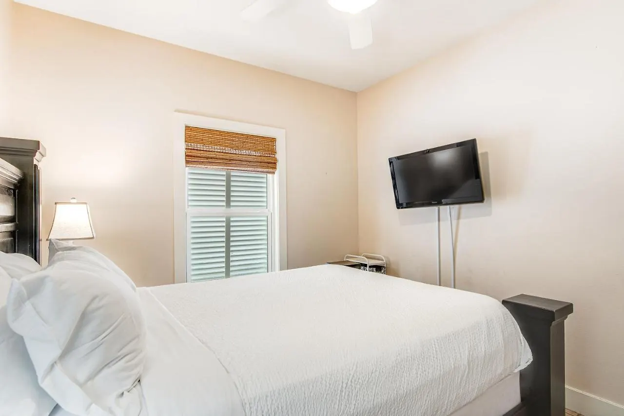 Crystal Beach Subdivision: Key Lime Pie دستين 0*,  الولايات المتحدة الأمريكية